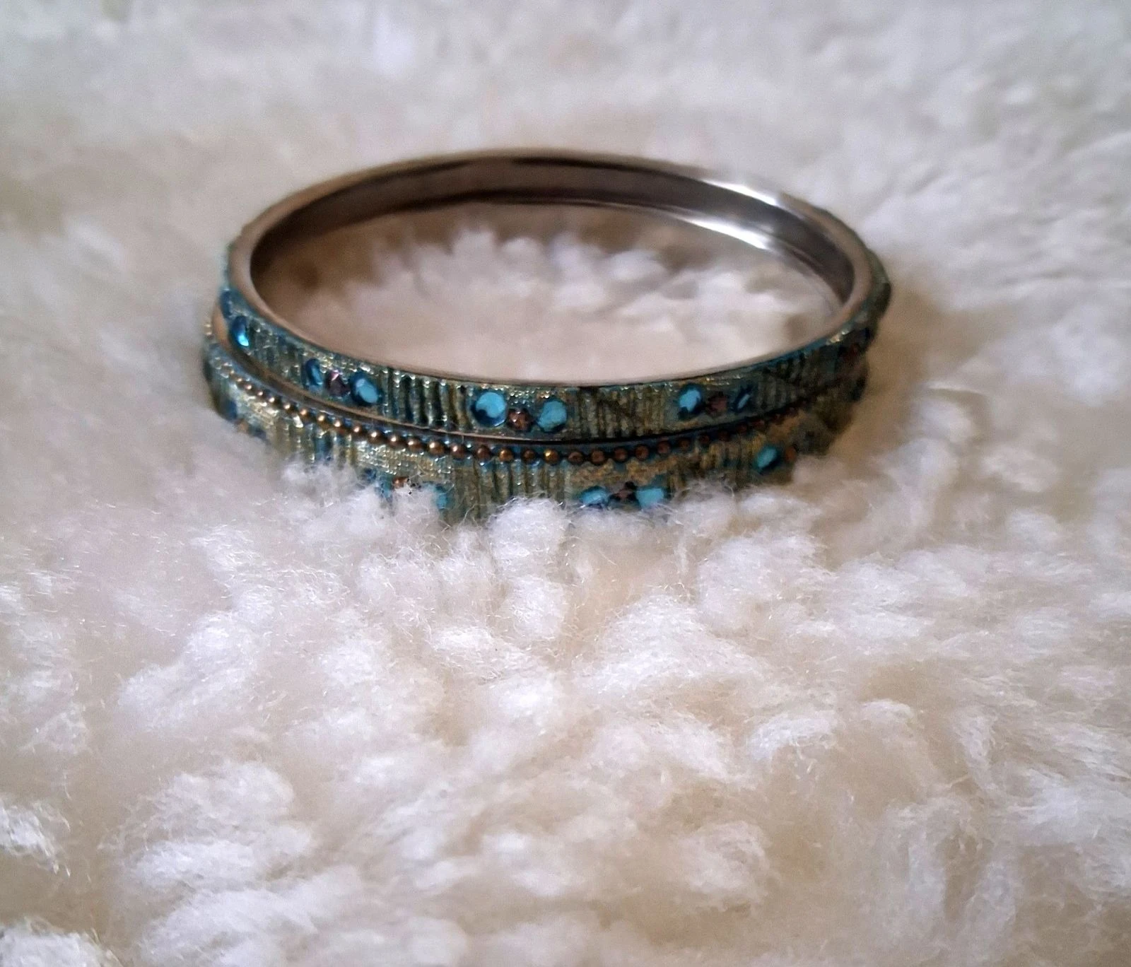 Bonito lote de 2 pulseras rígidas estilo bohemio-chic azul turquesa – photo 9